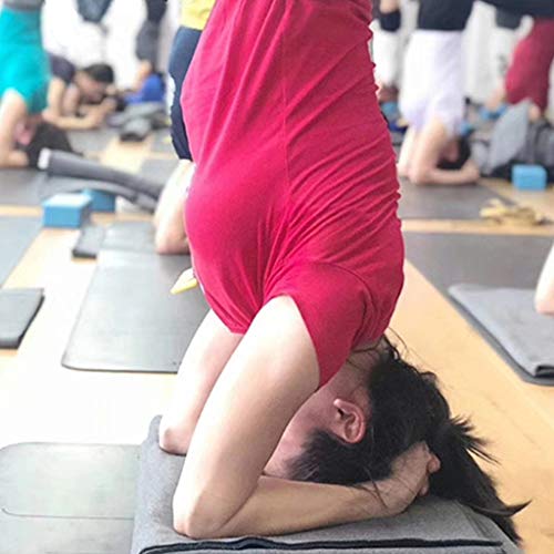 Non-Slip Warm Meditation Towel with Synthetic Wool Mat – Red