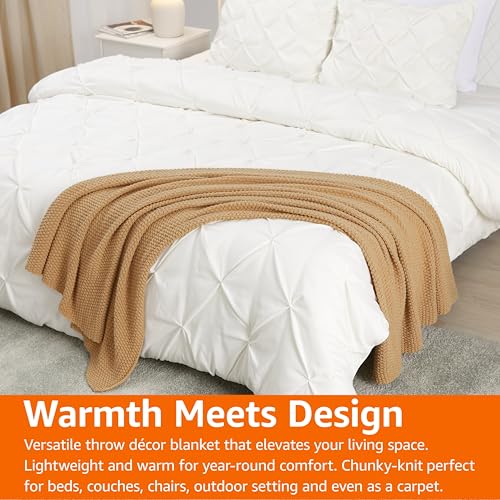 Amazon Basics Chunky Cable Knit Throw Blanket for Couch, Sofa, Bed, Lightweight Soft Cozy, 50" x 60", Sand