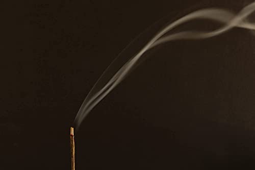 Oud Agarwood Incense Sticks - Artisan Luxury Masala Incense - Handrolled Long-Burning (75 Minutes) Extra-Thick Sticks - Exotic Divine Scent for Home, Spirituality & Meditation - Oudh