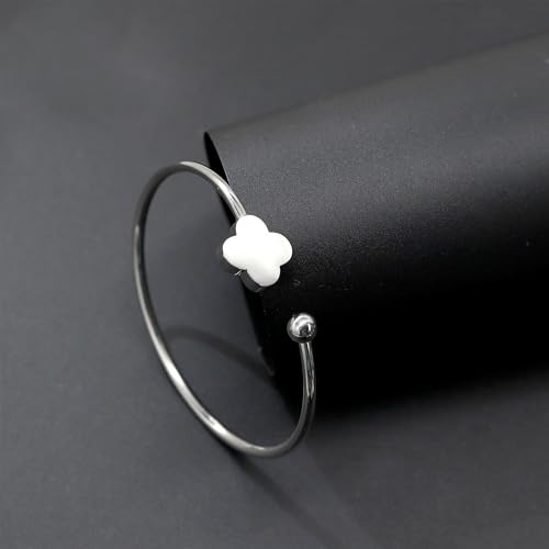 Clover Bracelet Bangle for Women, Lucky Bracelet Friendship Bracelet Gold Clover Bracelets Open Bangle Jewelry Cuff Stainless Steel Bracelet Birthday Christmas Gifts for Women - color: Silver