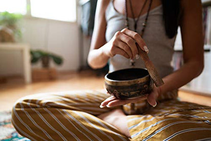 Tibetan Singing Bowl Set | Peace Mantra Design With Mallet and Silk Cushion Meditation Sound Bowl - Promotes Peace, Chakra Healing, and Mindfulness | For Yoga, Meditation (black) - color: black