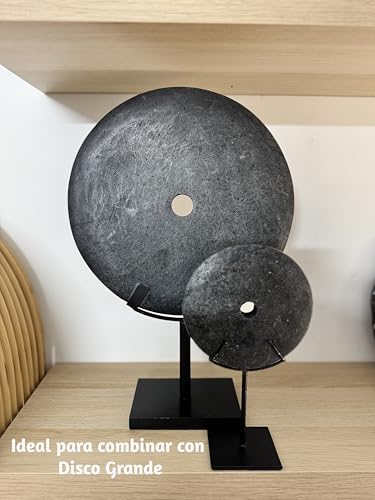 Decorative disc of Oriental style in Black Stone, Elegant, enhanced on a matt black metal base. Evoking the purity of Forms and the connection with the Nature of Zen Art