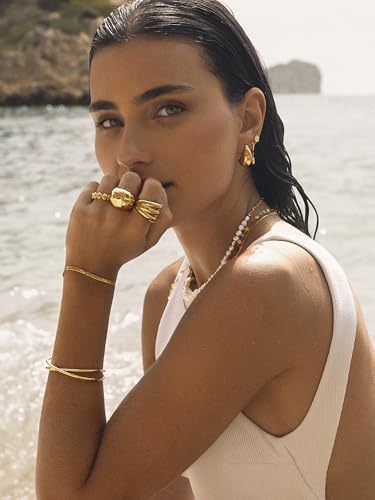 SINGULARU Gold Stainless Steel Bracelet