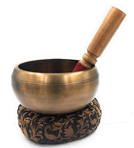 Artvarko Antique Gold Singing Bowl Brass Deep Sound Plain Handmade Traditional Tibetan Singing Bowl with Cushion and Mallet for Stress Relaxation Meditation Healing 6 Inches