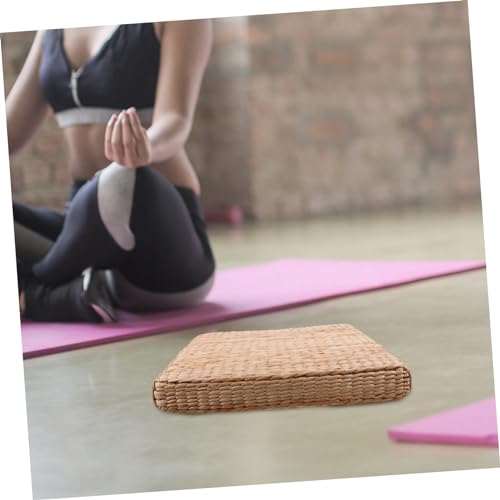 Healifty Japanese Traditional Straw Woven Meditation Cushion Square Braided Floor Mat for Yoga and Zen Sitting Comfortable Seat Cushion for Adults for Home and Outdoor Use