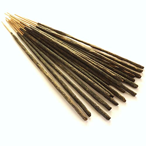 Oud Agarwood Incense Sticks - Artisan Luxury Masala Incense - Handrolled Long-Burning (75 Minutes) Extra-Thick Sticks - Exotic Divine Scent for Home, Spirituality & Meditation - Oudh