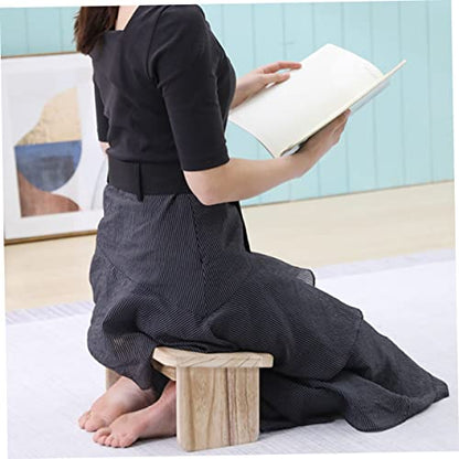 Zen Wooden Meditation Stool Lightweight Kneeling Bench for Comfortable Practice Non Slip Design for Home Use Tea Ceremony and Mindfulness Sessions