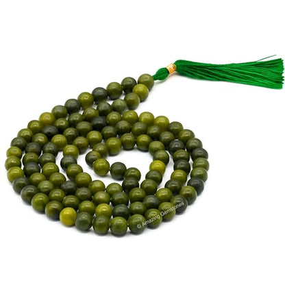 Amazing Gemstone Green Jade Mala Beads - 108 Prayer Beads for Meditation and Mindfulness Practice, Handcrafted Mala Beads with Natural Gemstones for Spiritual Healing and Relaxation (Plain) - color: Green Jade, style: Plain