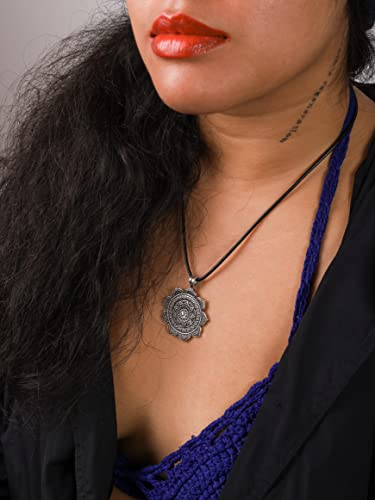 HAQUIL Mandala Flower of Life Necklace, Buddhist Lotus Flower Om Mandala Pendant, Faux Leather Cord - color: S02