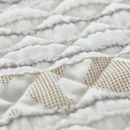 Brandream Cotton Quilted Throw Blanket – Lightweight Striped Design for All-Season Use Cozy Beige and White Throw for Sofa, Chair, or Bed