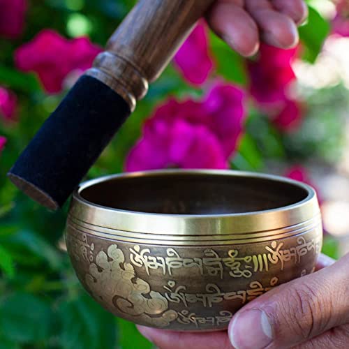 Tibetan Singing Bowl Set – Bronze Master Grade with Pure Tone & Thangka Art – Handmade in Nepal by Himalayan Bazaar (Gold & Yellow) - color: Gold - Yellow