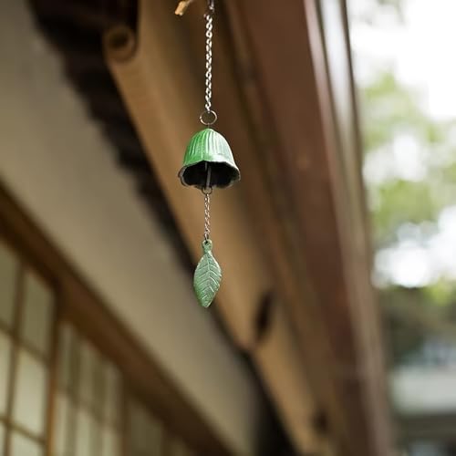 1PCS Creative Cast Iron Wind Chime Hanging Decoration, Metal Retro Hanging Leaf Bell for Outdoor Garden Bell Patio Balcony