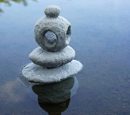 Japanese Pagoda Stone Lantern, Stacked Stone Sculpture Fairy Garden Accessories Outdoor Statue Meditation Zen Garden Decor