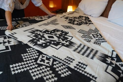 AHUAY Premium Hypoallergenic Alpaca Wool Blanket – Reversible 2-in-1 Andean Geometric Throw, Ultra Soft Warm Lightweight, Handmade in Ecuador (Imbabura Black and White, King) - color: Imbabura Black and White, size: King (100" x 83")