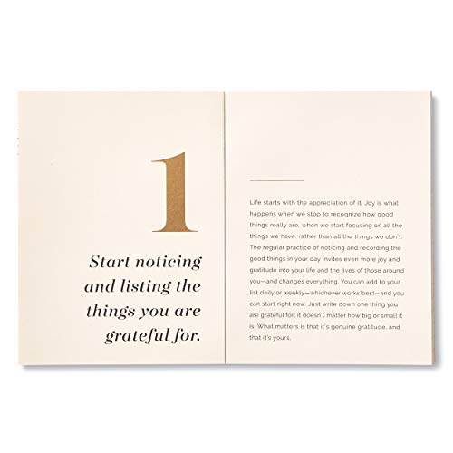 A Year of Gratitude Card Kit by Compendium - A Gratitude Note Card Kit to Inspire 52 Weeks of Giving Thanks - color: Green & Cream: A Year of Gratitude