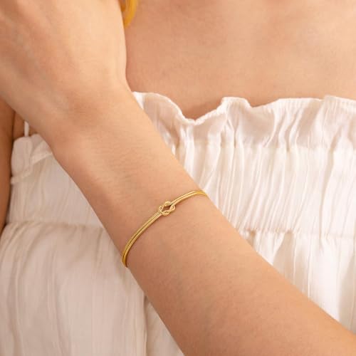 Matching Bracelets for Couples Love Knot Bracelet Pinky Promise Soulmate Relationship Friendship Bracelets Forever Infinity Jewelry Gifts for Women Her Him - style: LOVE-G