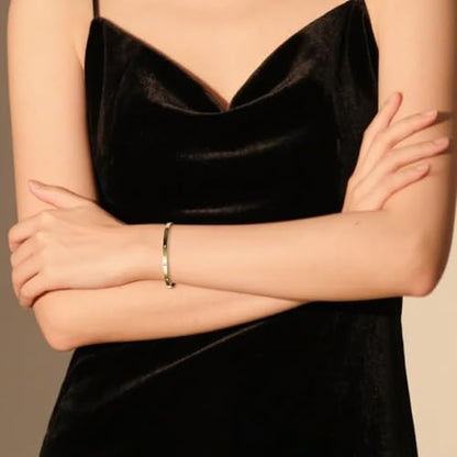 4mm Width Thin Love CZ Bangle Bracelet for Women - color: Gold