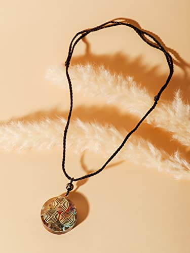 MINACHI Orgone Necklace, 7 Chakra Stone Orgonite Pendant for Spiritual Healing and Positive Energy Meditation - color: Triskelion