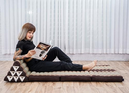 Leewadee 3-Fold Mat XXL with Triangle Cushion – Firm TV Pillow, Foldable Mattress with Cushion Made of Kapok, 67 x 31 inches, Brown - color: Sf10 - Brown, size: 3 seating segments XL