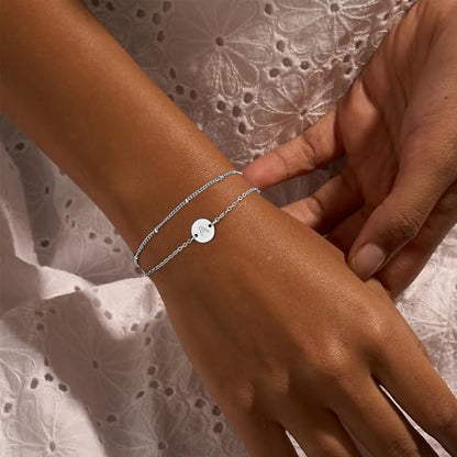 MONOZO Gold Initial Bracelets for Women Girls Jewelry Gifts Trendy - Dainty 18K Gold Plated Disc Monogram Letter A-Z Initial Bracelets for Women Girls Teens Personalized Letter Bracelet Birthday Gifts - color: Silver, style: A.