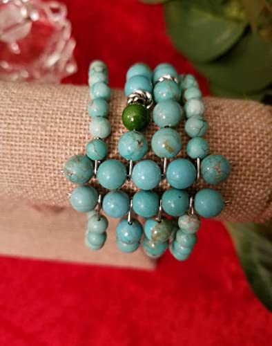 Handmade Beaded Cuff Bracelet - color: blue