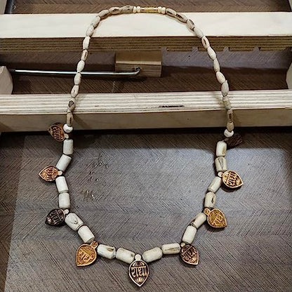 8 Leaf RADHA Tulasi Necklace Mala with Lord Radha Krishna Holy Basil Tulsi Pendant Wood Necklace Religious Chain Mala for Women & Men