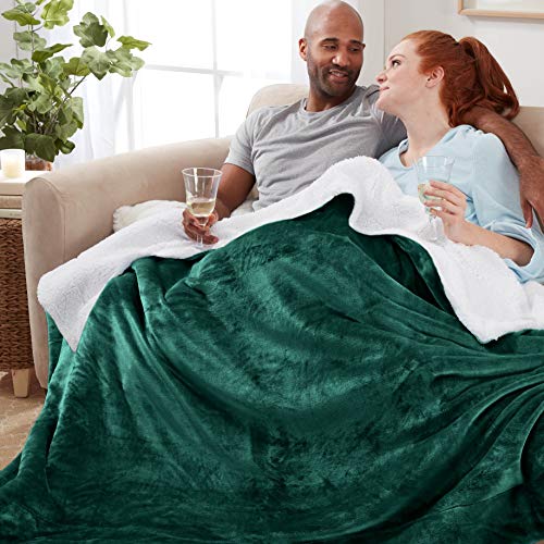 Sherpa Throw Blanket Super Soft Reversible Ultra Luxurious Plush Blanket, 50 x 60 inches, Hunter Green/White - color: Hunter Green / White, size: Throw (50" x 60")