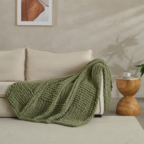 Soft Knitted Throw Blanket - 50x60 Inch Cozy & Lightweight All-Season Blanket, Wrinkle-Resistant Polyester for Couch, Bed, Sofa, Reading Nook (Green) - color: Green