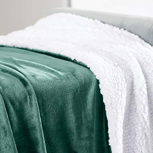 Sherpa Throw Blanket Super Soft Reversible Ultra Luxurious Plush Blanket, 50 x 60 inches, Hunter Green/White - color: Hunter Green / White, size: Throw (50" x 60")