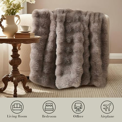 Amélie Home Faux Fur Throw Blanket, Ultra Soft Fuzzy Plush Bubble Blanket for Couch, Bed & Living Room, 60"x80", Cationic Bear Brown - color: Heather Brown, size: 60" x 80"