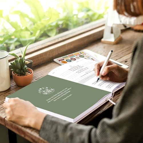 Lanpn Daily Gratitude Journal for Men Woman, 4 Month Mindfulness & Affirmation Planner, 7.8"x9.2" The 5 Minute Grateful Diary, Guided Reflection with Positivity Prompts Undated Notebook, Green - color: Green