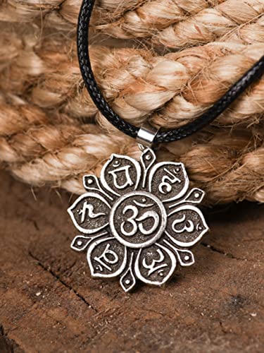 HAQUIL Mandala Flower of Life Necklace, Buddhist Lotus Flower Om Mandala Pendant, Faux Leather Cord - color: Mantra Lotus Flower