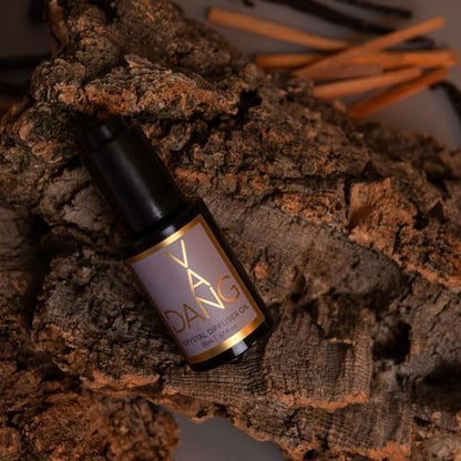 Van Dang Crystal Stone Meditation Set Clear Quartz | Diffuser Oil Dropper Aromatherapy | Luxury Spiritual Home Decor Fragrance Gift Notes of Cardamom, Nutmeg, Pepper, Myrrh, Sandalwood (Buddhapada) - color: Buddhapada