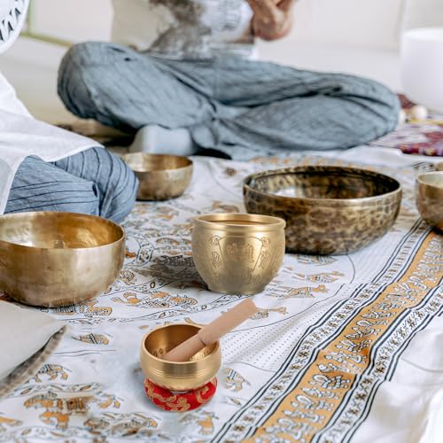 Unomor Brass Tibetan Singing Bowl Set with Cushion and Mallet for Yoga Meditation Antique Sound Bowl for Healing Frequencies Mindfulness Relaxation Decorative Home Decor