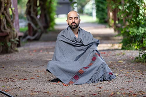 Meditation Shawl or Blanket, Vegan Wool Wrap, Oversize Scarf, Indian Blanket. Unisex - color: Grey