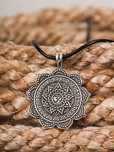 HAQUIL Mandala Flower of Life Necklace, Buddhist Lotus Flower Om Mandala Pendant, Faux Leather Cord - color: S02