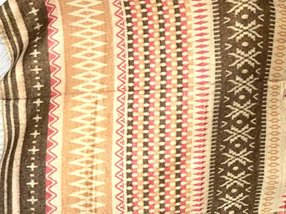 Tibetan Meditation Shawl 100% Yak Wool Handloom Thickened Geometric Open Shawl Cloak The Scarf of Tourism Ethnic Wind in Tibet Keeping Warm in Autumn 0372