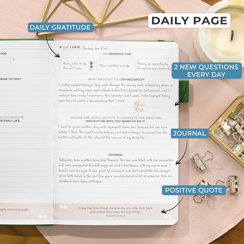 Clever Fox Happiness Notebook – Daily Positivity Journal for Women with Prompts & Positive Quotes – Affirmation & Self Esteem Gifts (Forest Green) - color: Forest Green