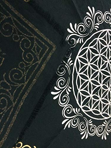 Indian Consigners Altar Cloth Flower of Life Witchcraft Altars Tarot Spread Wiccan Spiritual sacred cloth (Flower of Life) - color: Flower of Life Gold Silver