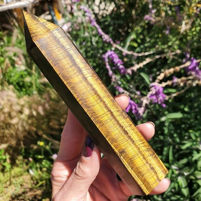 Natural Tiger Eye Stone Crystal Point Wand 5.9 Inch Reiki Healing Crystal Wand for Reiki Chakra Balancing Meditation & Spiritual Energy Therapy(5.9inch Wand Tiger Eye Stone) - color: 5.9inch Wand Tiger Eye Stone