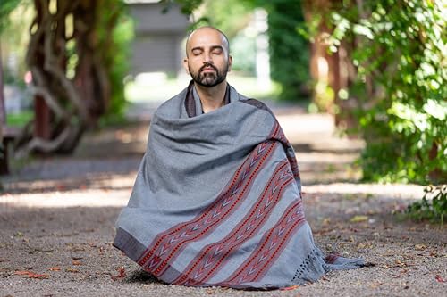 Meditation Shawl – Unisex Prayer Wrap, Large Scarf & Yoga Blanket – Soft, Lightweight & Multipurpose - color: Light Grey
