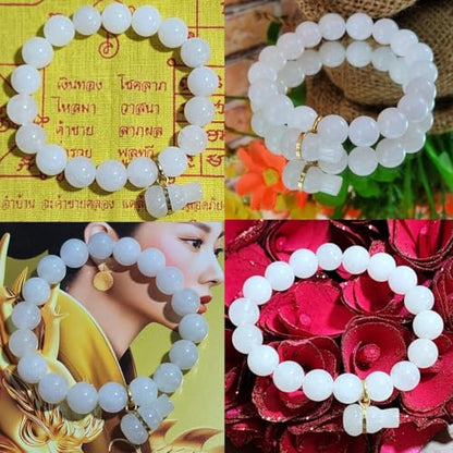 White Jade Bracelet for Meditation & Mindfulness – Calming Energy Jewelry for Women – Gift Set with Red Pouch.