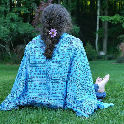 Prabhuji's Gifts Yoga Meditation Prayer Shawl - Maha Mantra Yoga Meditation Shawl - Meditation Shawl Wraps for Women and Men