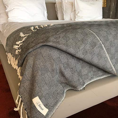 Bersuse 100% Cotton Milas XL Throw Blanket for Couch - 100% Cotton Lightweight Durable Throw Blanket, Big Blanket for Sensitive Skin, Decorative and Versatile - 60x90 Inches, Grey